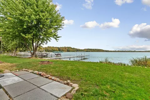Exterior - 13461 Fox Lake Trl, Faribault, MN 55021 photo 2 of 3