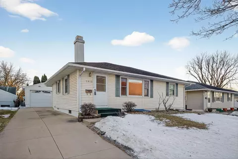 1912 16 12 St NW, Rochester, MN 55901