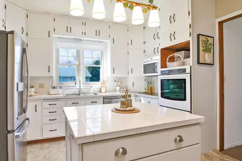 Kitchen - 929 Elm Ave E, Waseca, MN 56093 photo 1 of 2