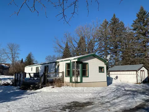 110 Grover Ave W, Backus, MN 56435