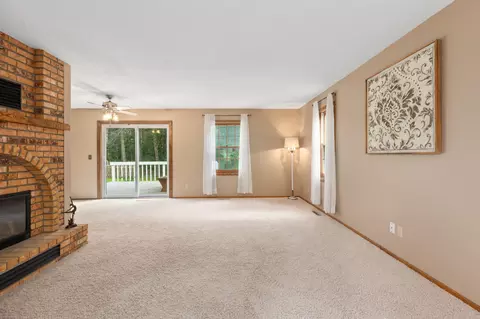 Living - 8378 Red Pine Cir, Baxter, MN 56425 photo 5 of 5