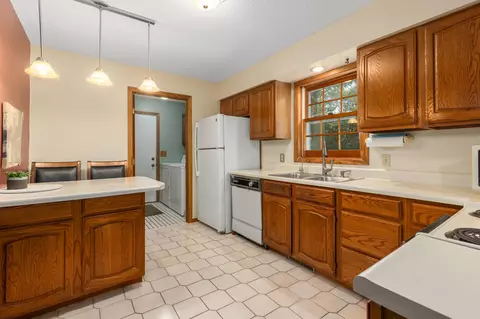 Kitchen - 8378 Red Pine Cir, Baxter, MN 56425 photo 3 of 3