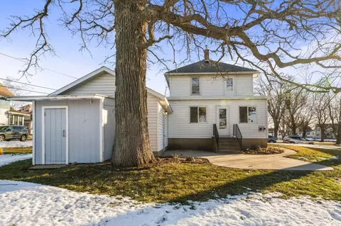 Exterior - 130 2nd St SE, Plainview, MN 55964 photo 3 of 14