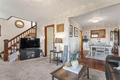 Living - 130 2nd St SE, Plainview, MN 55964 photo 4 of 5
