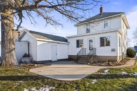 Exterior - 130 2nd St SE, Plainview, MN 55964 photo 4 of 14