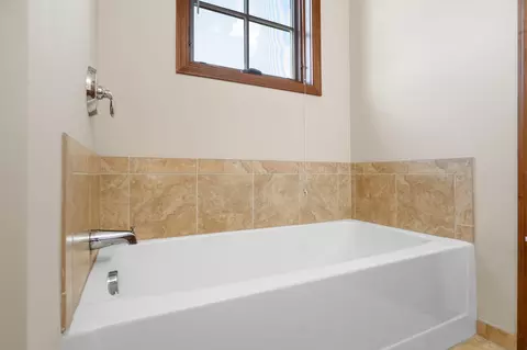 Bath - 4100 Spring St #211, Spring Park, MN 55384 photo 3 of 3