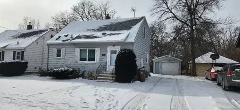 404 12th St SE, Austin, MN 55912