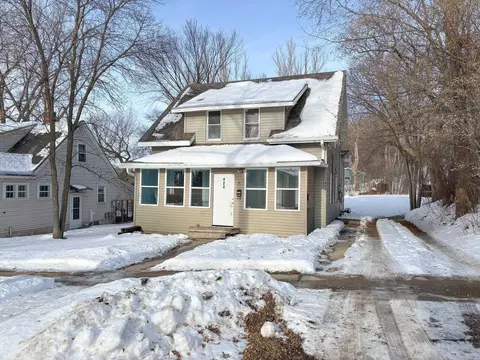 424 W Birch Ave, Fergus Falls, MN 56537
