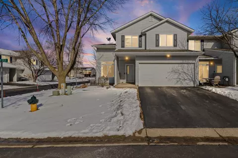 2119 Parkway Ave, Shakopee, MN 55379