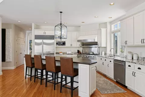 Kitchen - 45 Gideons Point Rd, Tonka Bay, MN 55331 photo 2 of 7