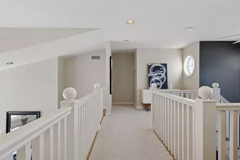 Entry Way - 45 Gideons Point Rd, Tonka Bay, MN 55331 photo 4 of 4