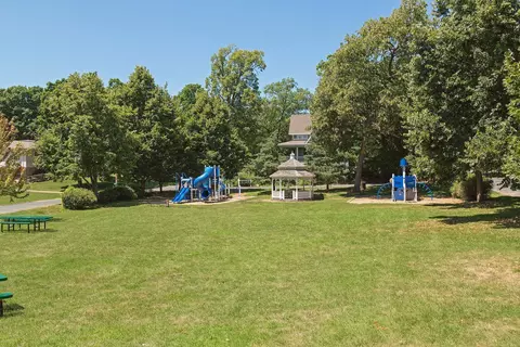 Exterior - 20715 Linwood Rd, Deephaven, MN 55331 photo 10 of 13