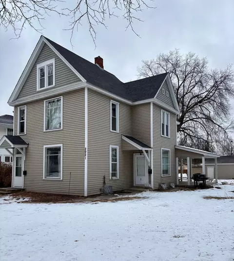 2921 33rd Ave S, Minneapolis, MN 55406
