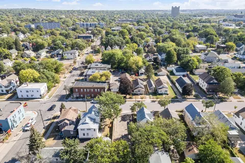 2110 4th St NE, Minneapolis, MN 55418