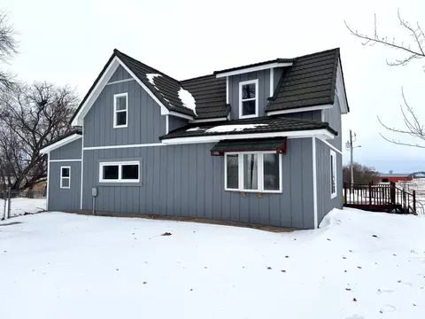 21616 County Road 21, Roseau, MN 56751