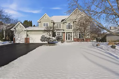 18566 Magenta Bay, Eden Prairie, MN 55347