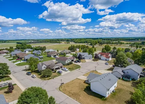 211 Clover Ct, Jordan, MN 55352 photo 9