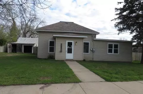 150 Harrison St W, Annandale, MN 55302