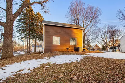 325 River St, Waterville, MN 56096 photo 7