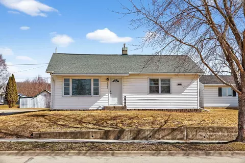 1006 Main St S, Chatfield, MN 55923