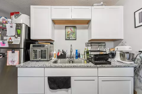 Kitchen - 527 6th Ave NW, Faribault, MN 55021 photo 5 of 8