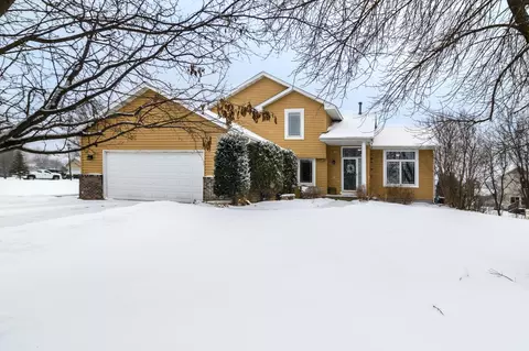 117 Wildflower Ct, Watertown, MN 55388