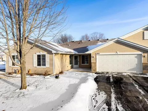 10137 Karston Cv NE, Albertville, MN 55301