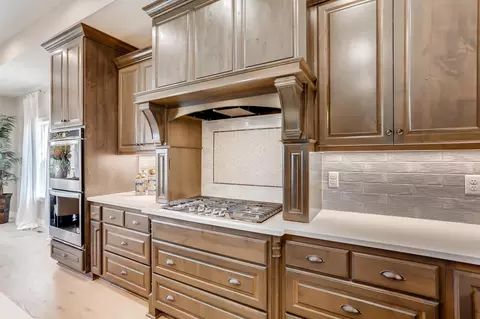 Kitchen - 4311 Deere Trl, Chaska, MN 55318 photo 2 of 4