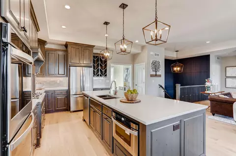 Kitchen - 4311 Deere Trl, Chaska, MN 55318 photo 3 of 4