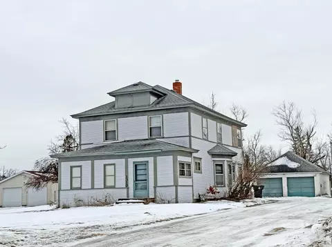 1310 1st St E, Bemidji, MN 56601