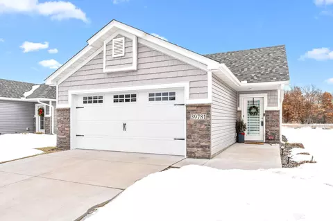 39781 Fawn Ave, North Branch, MN 55056