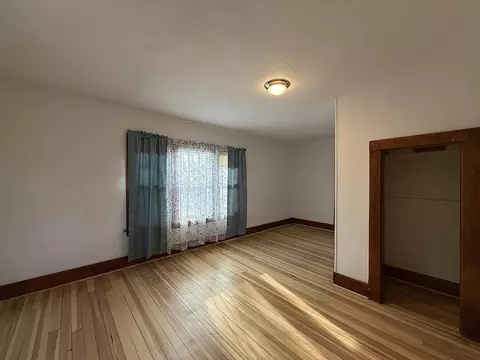 Bedroom - 135 E Snelling Ave, Appleton, MN 56208 photo 3 of 6