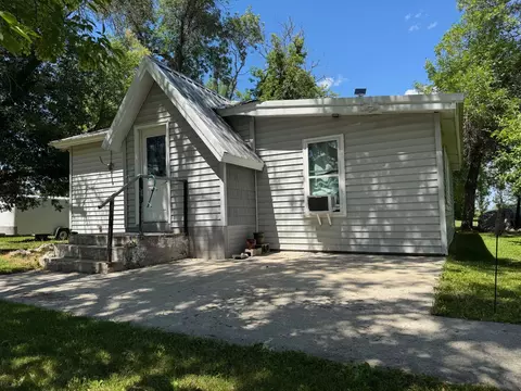 40149 181st St, Wannaska, MN 56761