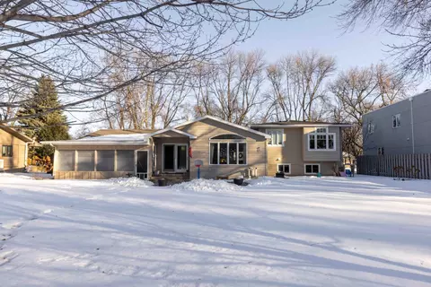 2525 9th St S, Fargo, ND 58103 photo 42