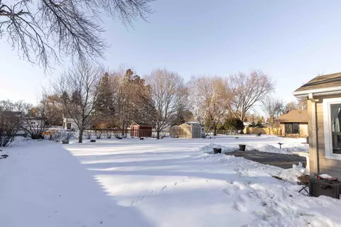 2525 9th St S, Fargo, ND 58103 photo 44