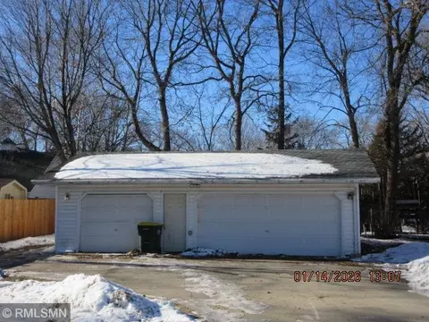 Exterior - 618 7th St SW, Willmar, MN 56201 photo 1 of 3