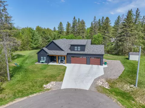 2855 SW 8th St, Grand Rapids, MN 55744