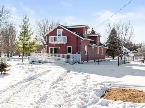 Exterior - 223 SW 5th St, Brainerd, MN 56401 photo 4 of 7