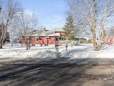 Exterior - 223 SW 5th St, Brainerd, MN 56401 photo 3 of 7