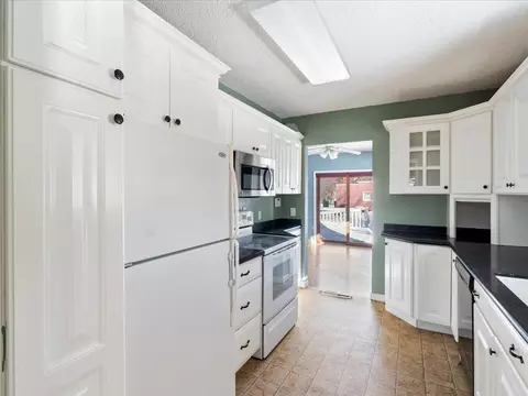 Kitchen - 223 SW 5th St, Brainerd, MN 56401 photo 1 of 2