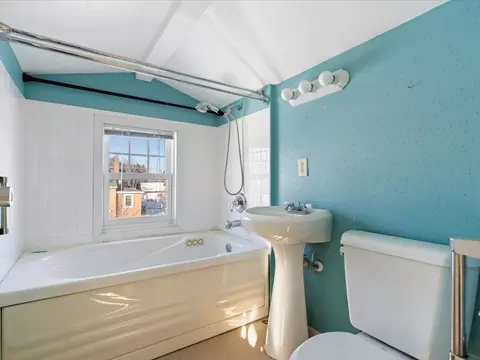 Bath - 223 SW 5th St, Brainerd, MN 56401 photo 2 of 3