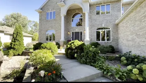 301 Plymouth Rd, Minnetonka, MN 55305