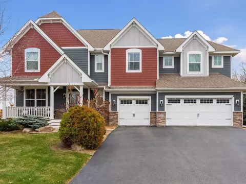 9785 Emerson Ct, Eden Prairie, MN 55347