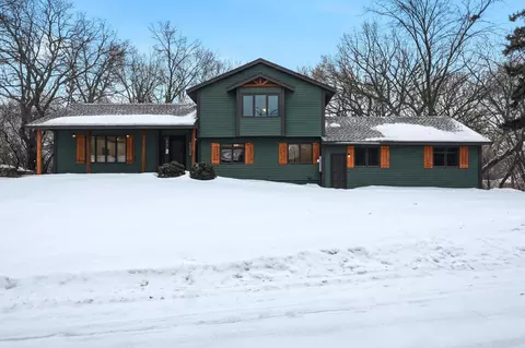 12011 Golden Acre Dr, Minnetonka, MN 55305