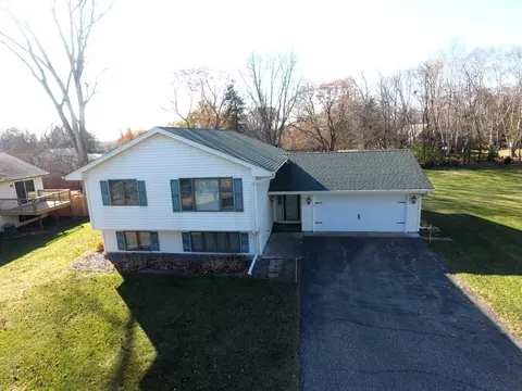 8601 215th St N, Forest Lake, MN 55025