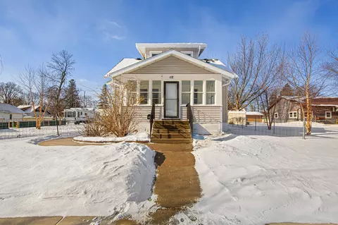 112 5th St SE, Montgomery, MN 56069