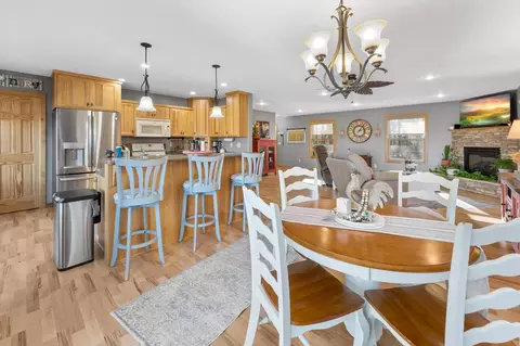 Dining - 2828 W River Rd, Mora, MN 55051 photo 1 of 2