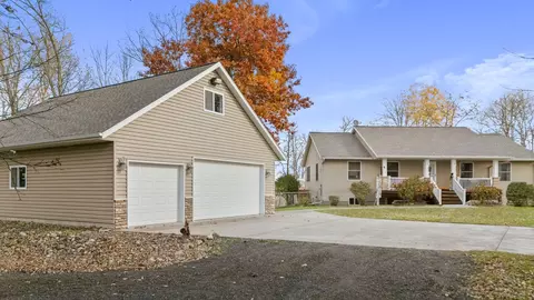 Exterior - 2828 W River Rd, Mora, MN 55051 photo 2 of 14