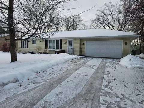 416 Sand Creek Dr NW, Coon Rapids, MN 55448