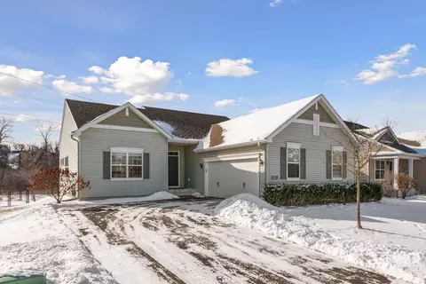4023 127th Trl, Savage, MN 55378